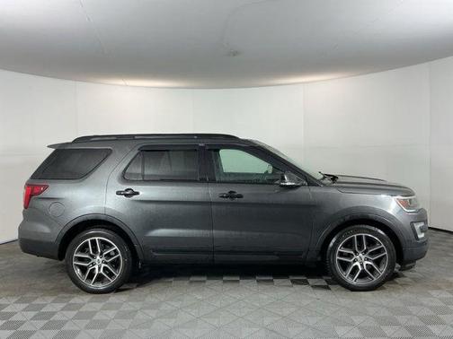 White Platinum Metallic Tri-Coat 2016 Ford Explorer Sport