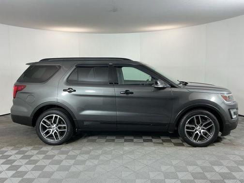 White Platinum Metallic Tri-Coat 2016 Ford Explorer Sport