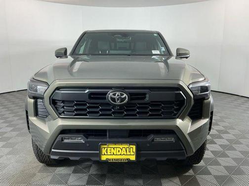 Bronze 2024 Toyota Tacoma TRD Off Road