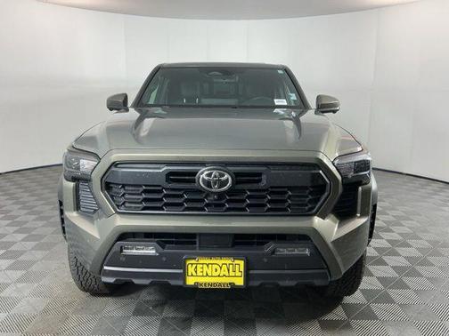 Bronze 2024 Toyota Tacoma TRD Off Road