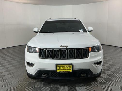2017 Jeep Grand Cherokee Laredo