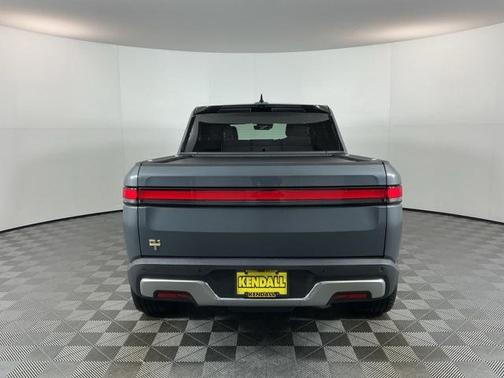 2022 Rivian R1T Adventure