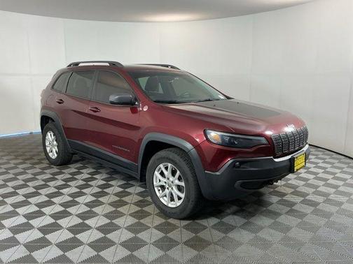 Velvet Red Pearlcoat 2019 Jeep Cherokee Trailhawk