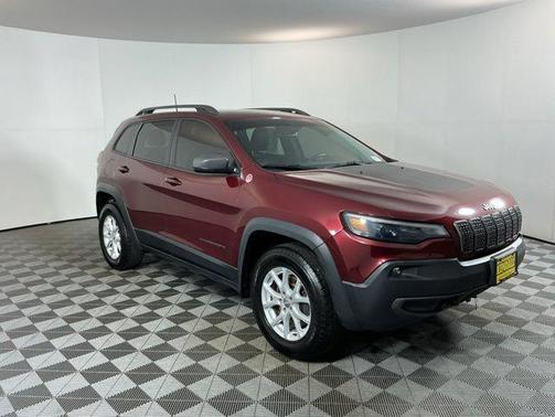 Velvet Red Pearlcoat 2019 Jeep Cherokee Trailhawk
