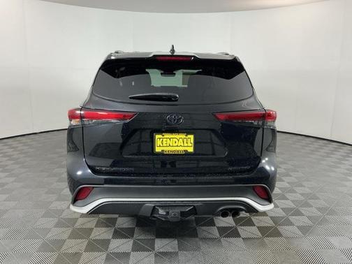 2021 Toyota Highlander XSE