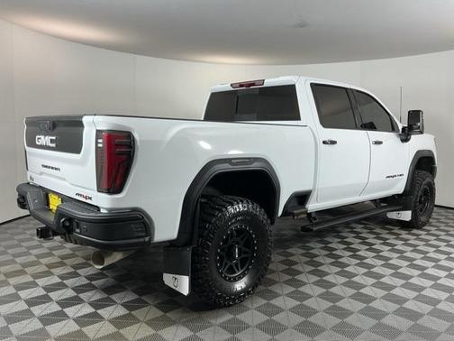 2025 GMC Sierra 2500 AT4X