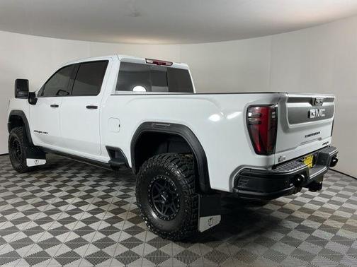 2025 GMC Sierra 2500 AT4X