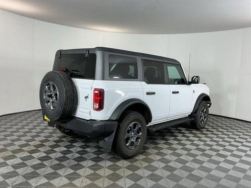 Oxford White 2024 Ford Bronco Big Bend