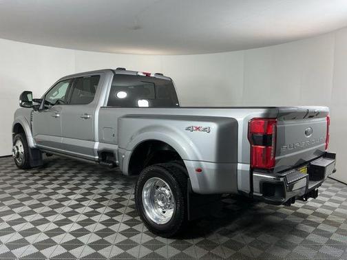 Iconic Silver Metallic 2024 Ford F-450 Lariat