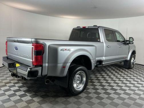 Iconic Silver Metallic 2024 Ford F-450 Lariat