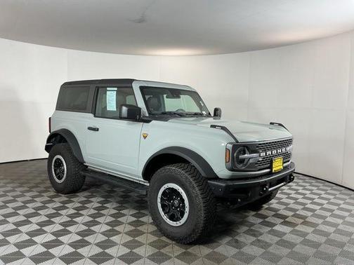 Cactus Gray 2024 Ford Bronco Badlands