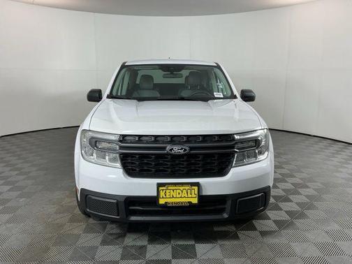 Oxford White 2022 Ford Maverick XLT