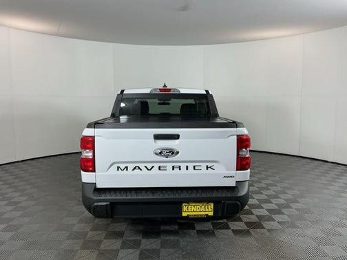 Oxford White 2022 Ford Maverick XLT