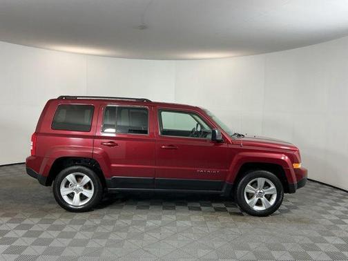 Deep Cherry Red Crystal Pearlcoat 2012 Jeep Patriot Sport