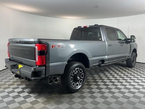 2026 Ford F-350 Platinum