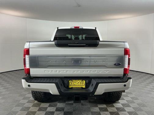 White Platinum 2017 Ford F-350 Platinum