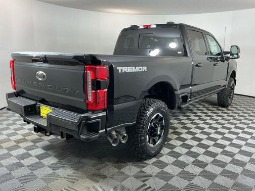 Agate Black Metallic 2026 Ford F-350 Lariat