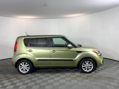 2012 Kia Soul +