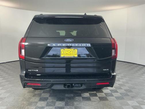 2025 Ford Expedition Max Active 4x4