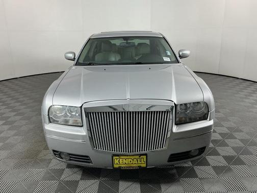 2005 Chrysler 300 Touring