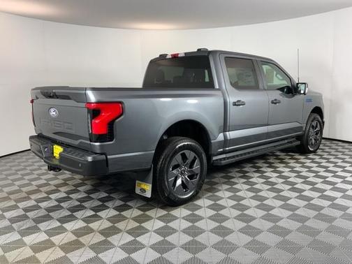 2025 Ford F-150 Lightning Pro