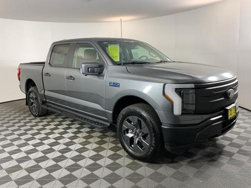 2025 Ford F-150 Lightning Pro