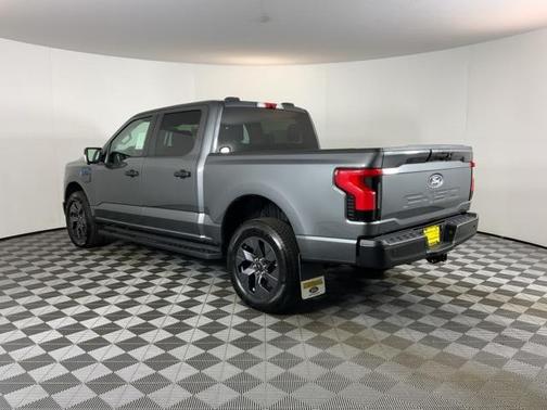 2025 Ford F-150 Lightning Pro