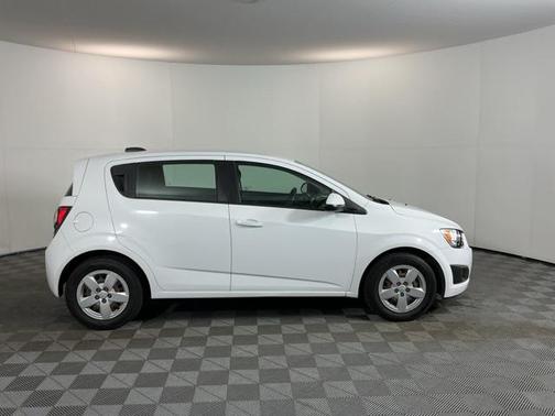 2015 Chevrolet Sonic LS