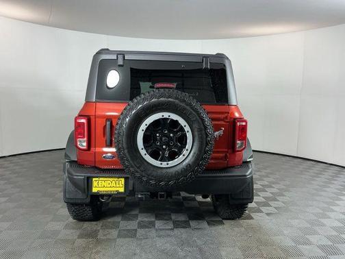 Hot Pepper Red Metallic Tinted Clearcoat 2022 Ford Bronco Black Diamond