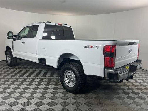 Oxford White 2026 Ford F-250 XL