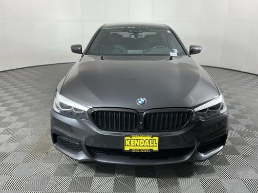 2018 BMW 540 540i