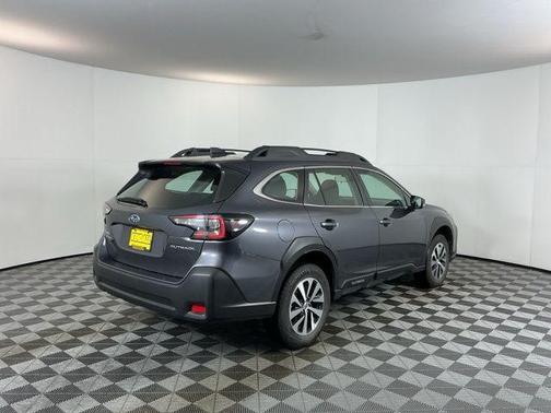 2025 Subaru Outback Base