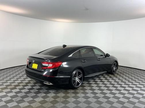2021 Honda Accord Touring 2.0T
