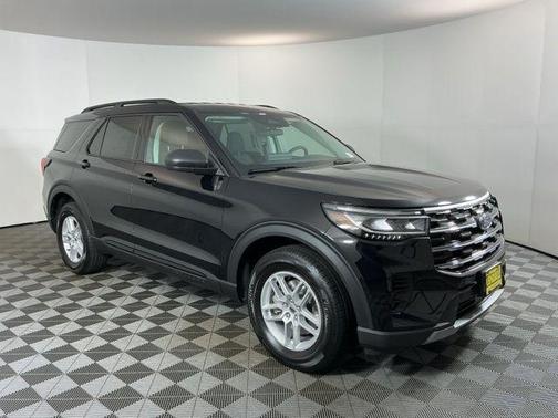 Agate Black Metallic 2026 Ford Explorer Active
