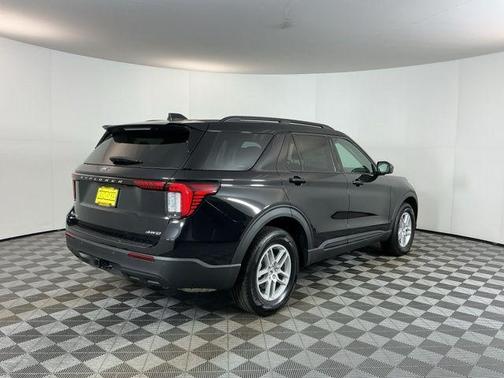 Agate Black Metallic 2026 Ford Explorer Active