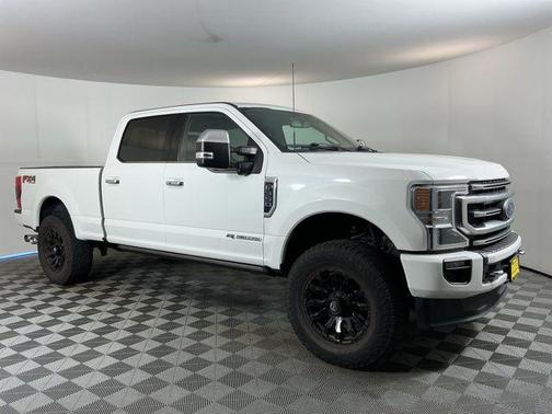 Star White Metallic Tri-Coat 2022 Ford F-350 Platinum