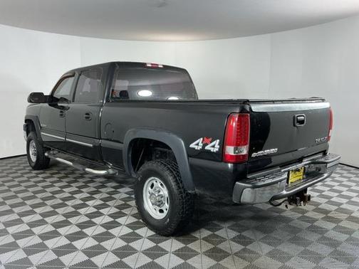 2005 Chevrolet Silverado 2500 LS H/D Crew Cab