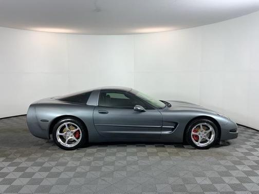 2003 Chevrolet Corvette Base