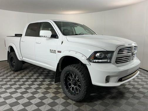 Bright White 2014 RAM 1500 Sport
