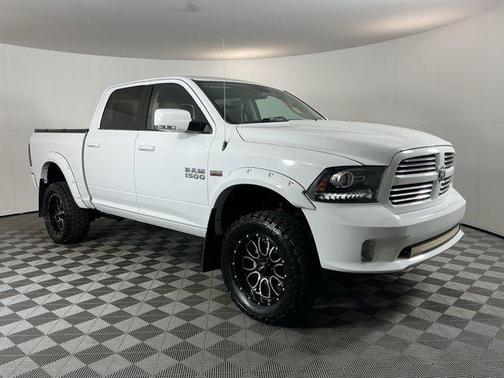 Bright White 2014 RAM 1500 Sport