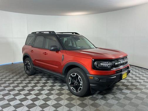 Hot Pepper Red Metallic Tinted Clearcoat 2024 Ford Bronco Sport Outer Banks