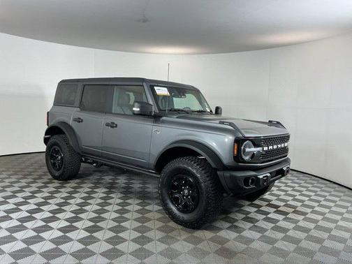 Carbonized Gray Metallic 2023 Ford Bronco Wildtrak