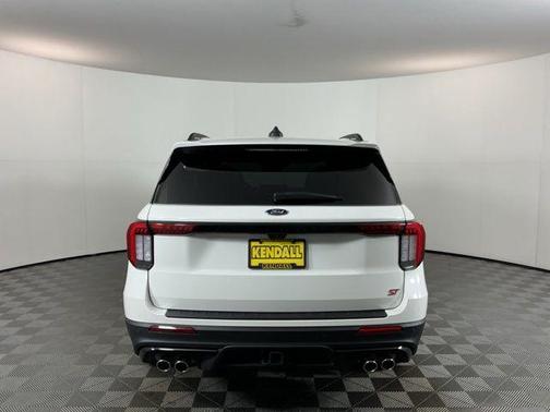 Star White Metallic Tri-Coat 2025 Ford Explorer ST