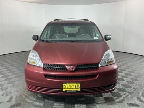 2004 Toyota Sienna LE