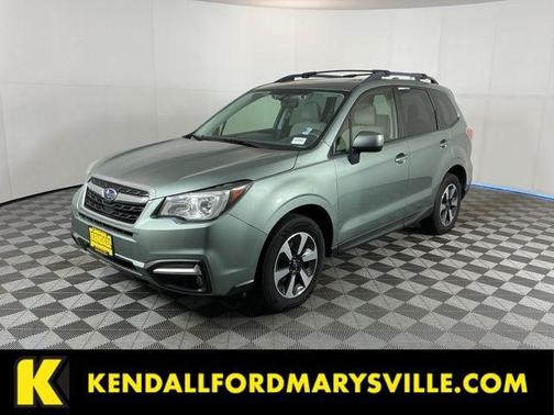 Green Metallic 2017 Subaru Forester 2.5i Premium