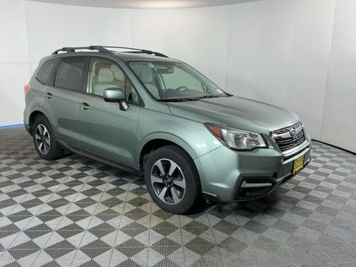 Green Metallic 2017 Subaru Forester 2.5i Premium