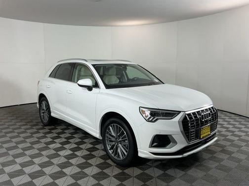 2022 Audi Q3 40 Premium Plus