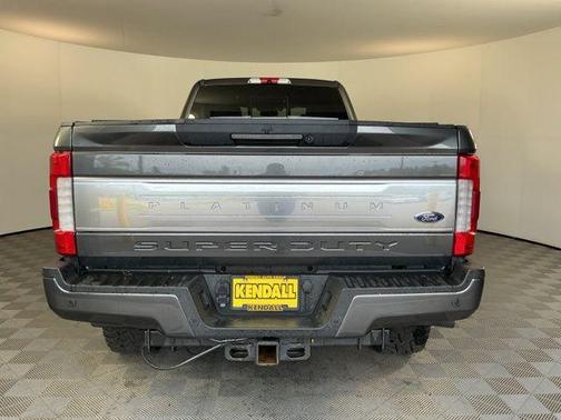 Magnetic 2017 Ford F-350 Platinum