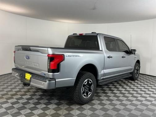 2023 Ford F-150 Lightning XLT
