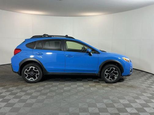 Hyper Blue 2016 Subaru Crosstrek 2.0i Limited